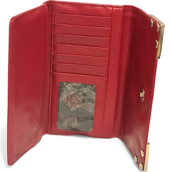 Designer Inspired Croc Embossed Red Leather Silver Decorative Heart/Edge Detail - Picture 5 of 5